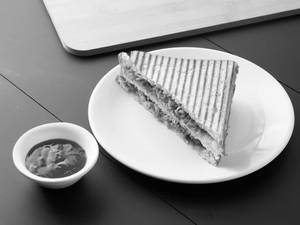 Spicy Chicken  Mayo Sandwich