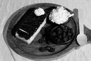 Blueberry Cold Cheesecake Slice