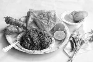Kathi Kebab Rumali Roti (2 Pcs)