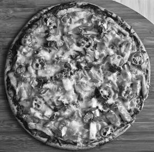 Tandoori Chicken Pizzaa