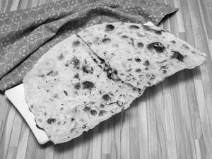 Butter Naan (1 Pc)
