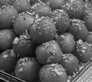 Gulab Jamun Small