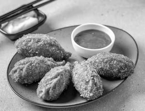 Chicken Kurkure Momos