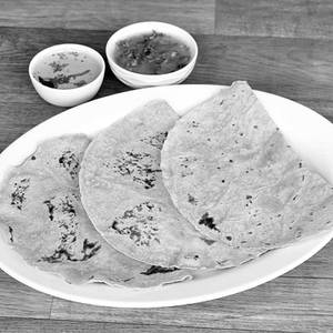 2 chapathi with veg curry