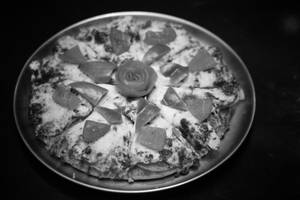 8"" Onion Tomato Capsicum Cheese Pizza