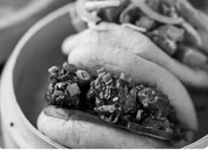 Chilli Mushroom Bao (2 Pcs)