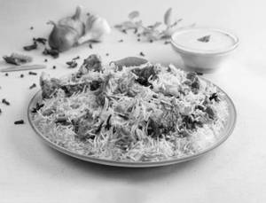 Chicken Biryani With Raita