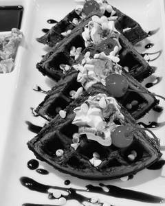 White Chocolate Pancake (Nuts)