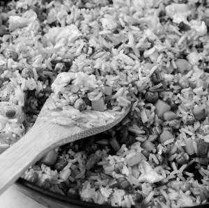Pichu Potta Kozhi Fried Rice