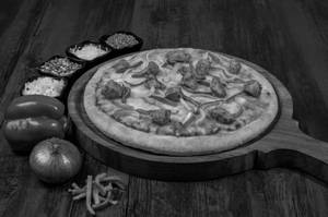 Tikka Chicken Pizza
