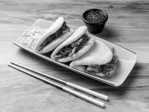 Veg Sriracha Baos