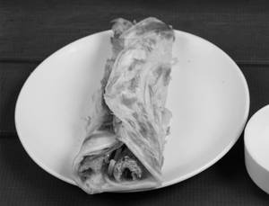 Chicken Seekh Roll(Served with chilli sauce & ketchup)