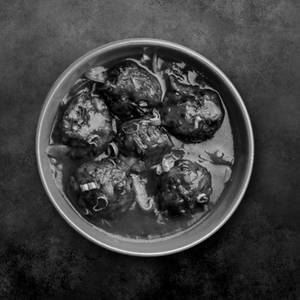 Chicken manchurian [gravy]