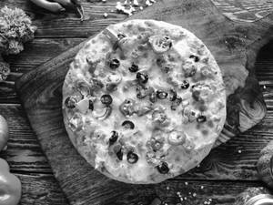 Indian Treat Pizza     