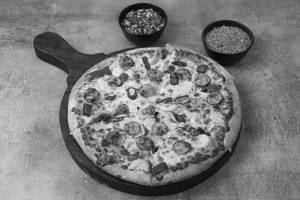 Spicy Chicken Sausage Pizza
