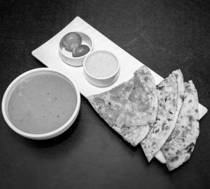 Mutton Keema Naan with Gravy