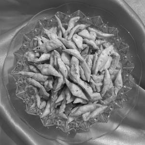 Nimki (300 Gms)
