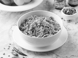 Schezwan Veg Noodles