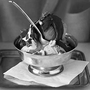 Hazelnut Choclate Ice Cream Sundae