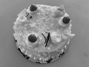 Eggless White Forest (Half Kg)