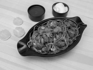Szechuan Chicken Noodles ( Spicy )