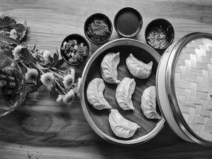 Spicy Veg Momos