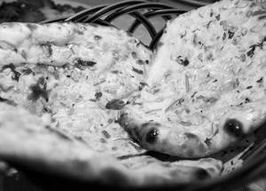 Garlic Naan (Tandoor)