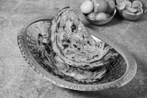 butter pudina paratha