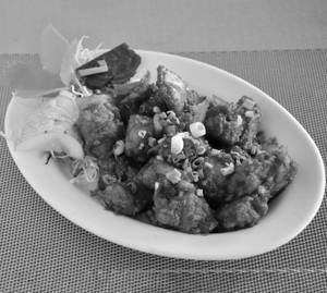 Boneless Ginger Chicken 