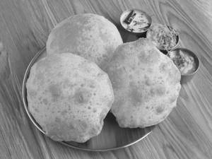 Poori (2 Pcs)