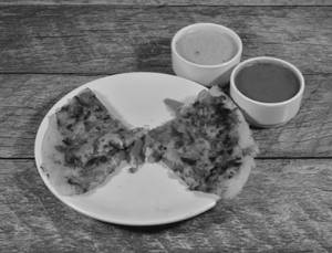 Onion Tomato Uttapam     