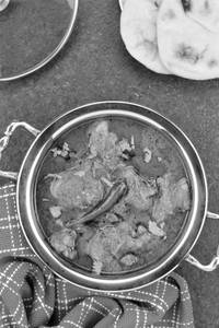 Kolhapuri Chicken [4 Pcs]