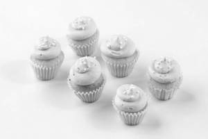 Signature Vanilla Mini Cupcakes (box Of 12)