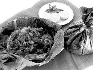 Valla Elai Sutta Chicken parotta