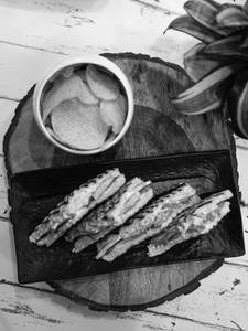 Veg & Cheese Grilled Sandwich