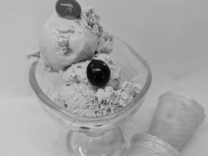 Black Currant Ice Cream