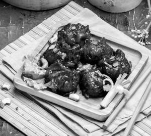 Chicken manchurian momos [10p]