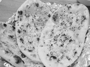 Tandoori Butter Naan Roti