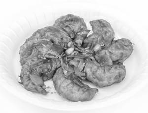 Veg Chilli Momos (10 Pcs)