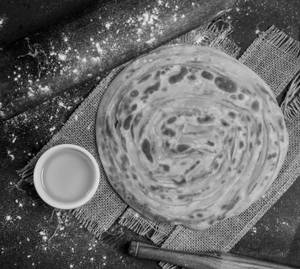 Tawa Reshmi Paratha