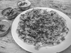 Onion Tomato Uttapam    