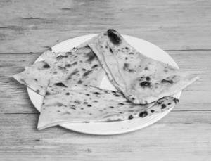 Butter Naan (1 Pc)