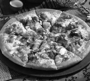 8" Roast Kaju Chicken Pizza 8ins