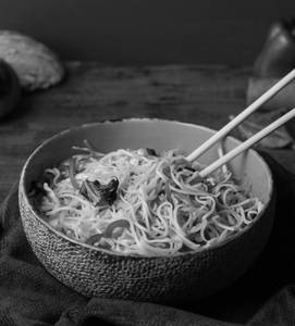 Hakka Noodles Veg