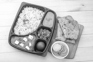 Paneer Kadhai Royal Thali