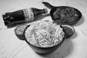 Veg Manchurian  + Veg Hakka Noodles + Softdrink (600ml)