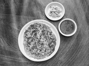 Onion Uttapam