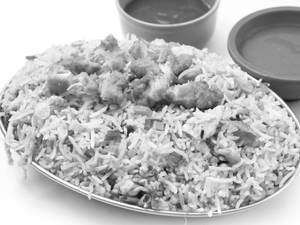 Chicken Fried Rice (500 Gms) (Served with Sauce)