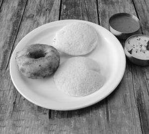 Idli Wada