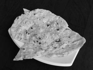 Butter Naan (1 Pc)